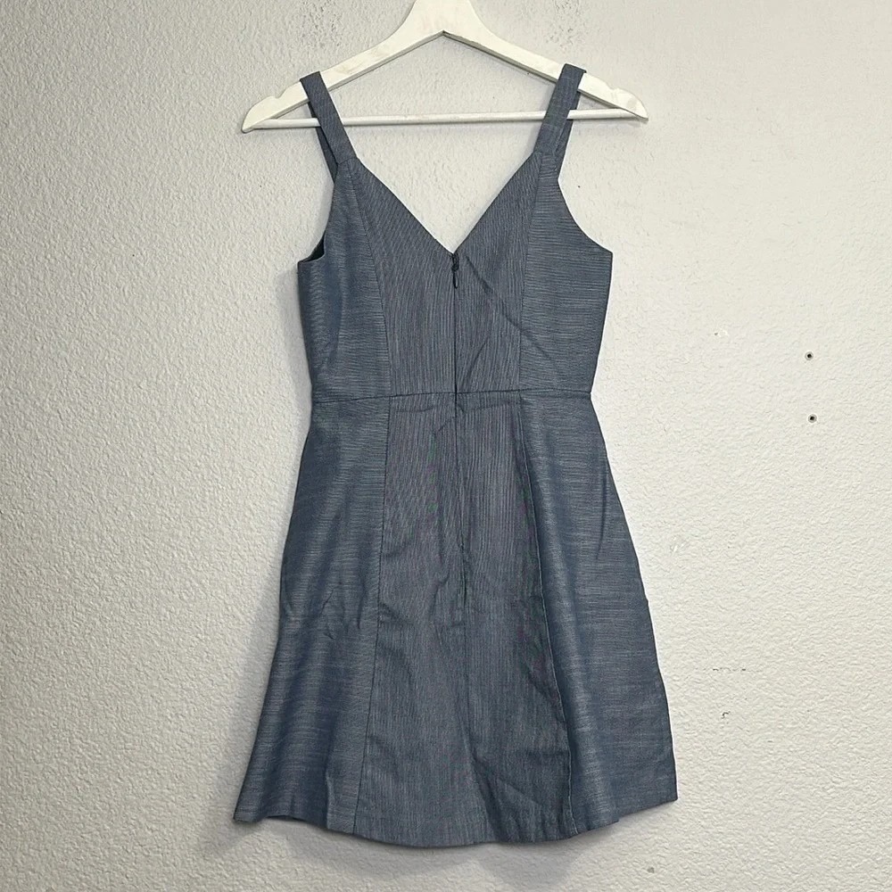 BCBGeneration Sleeveless Blue Chambray Women's Mini Dress Size 0 Preppy Academia - Picture 2 of 10